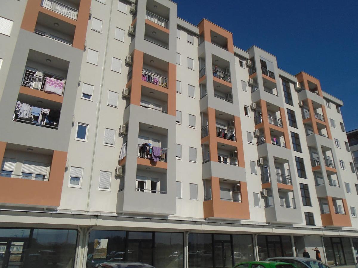 Fantastic Brand New Apartment 波德戈里察 外观 照片