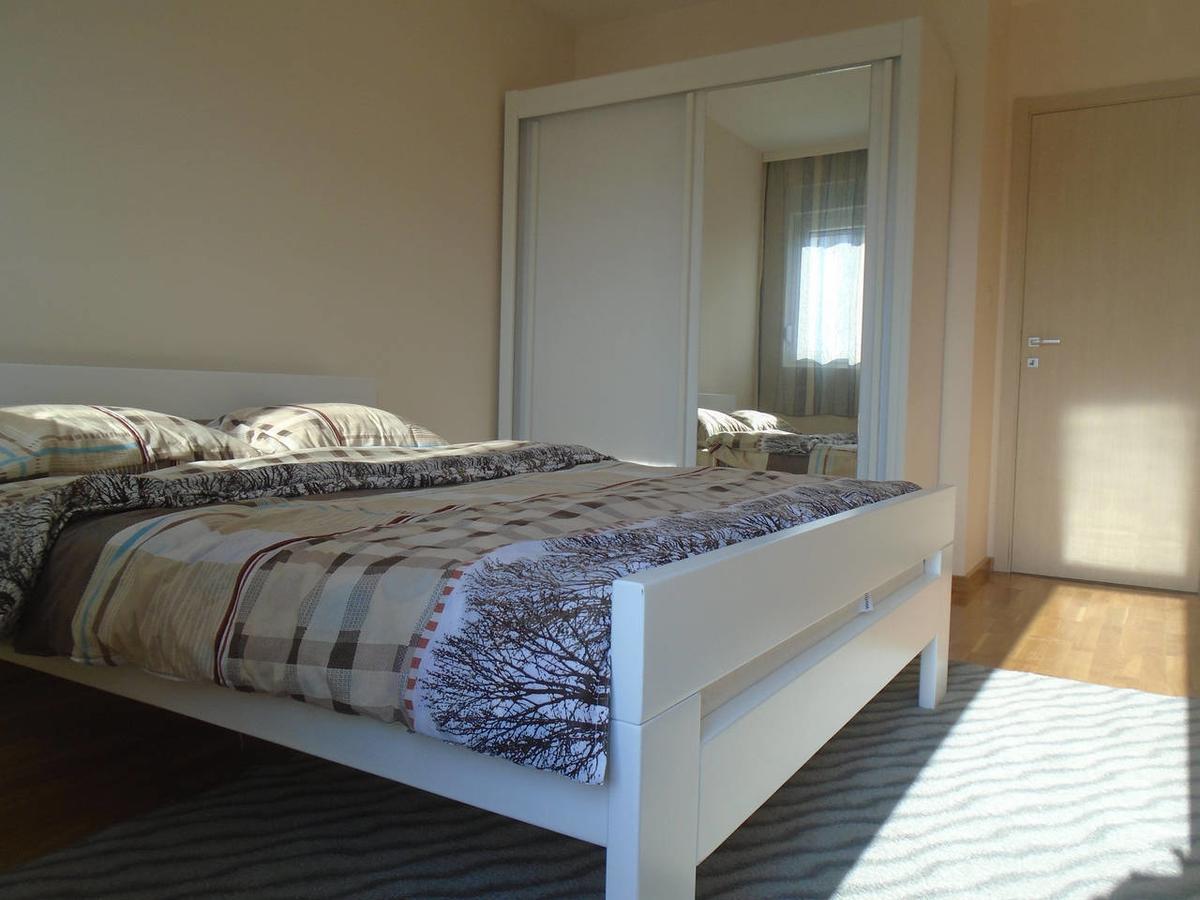 Fantastic Brand New Apartment 波德戈里察 外观 照片